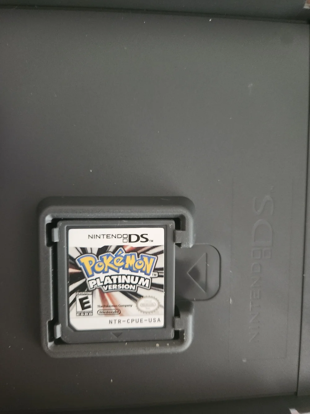Pokémon Platinum Version - Nintendo DS Game - 100% Authentic - Complete In Box